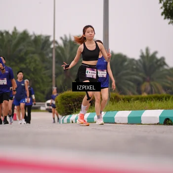Runner Photo 7534684