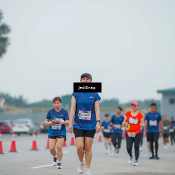 Runner Photo 7534688