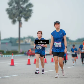 Runner Photo 7534689