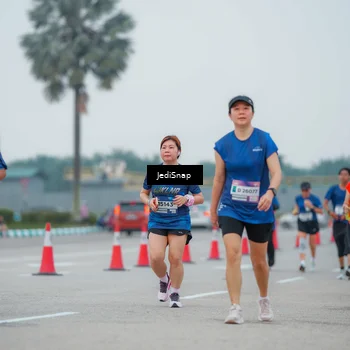 Runner Photo 7534697