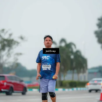 Runner Photo 7534698