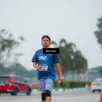 Runner Photo 7534700