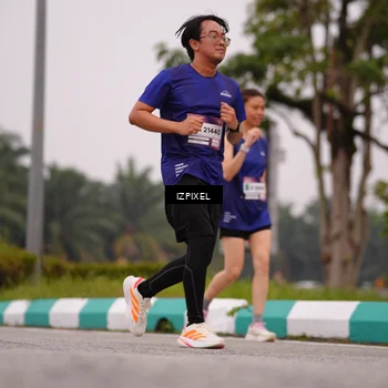 Runner Photo 7534705