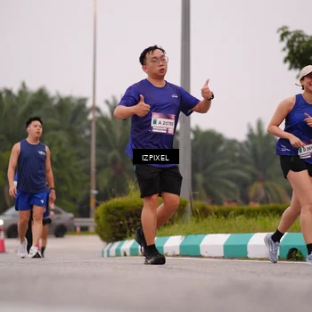 Runner Photo 7534722