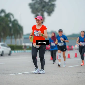 Runner Photo 7534761