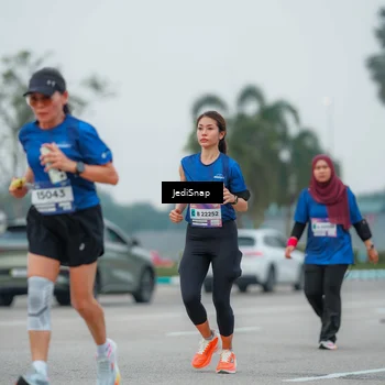 Runner Photo 7534810
