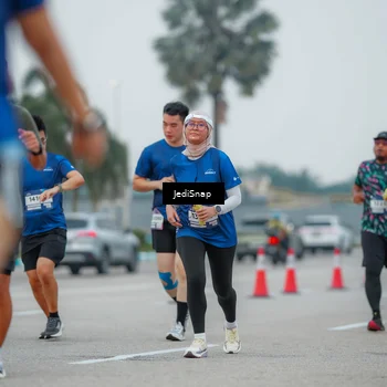 Runner Photo 7534842