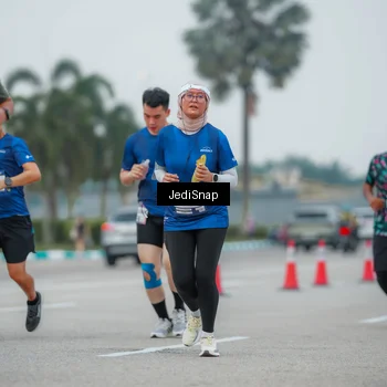 Runner Photo 7534850