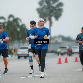 Runner Photo 7534854