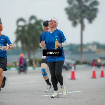 Runner Photo 7534863