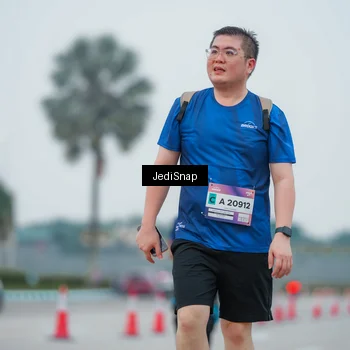 Runner Photo 7534898