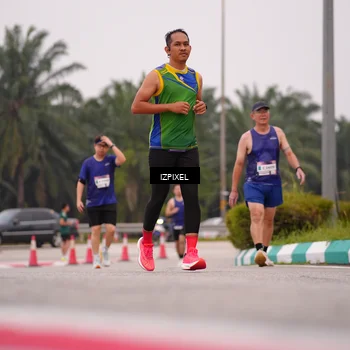 Runner Photo 7534903