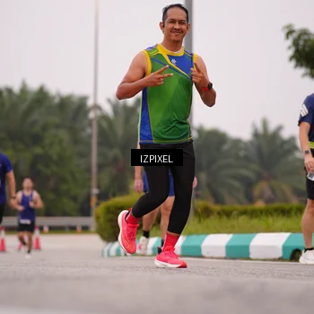 Runner Photo 7534911