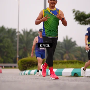 Runner Photo 7534913