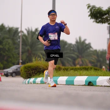 Runner Photo 7534919