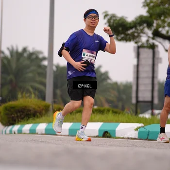 Runner Photo 7534926