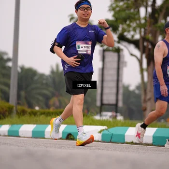 Runner Photo 7534928