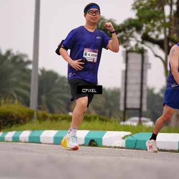 Runner Photo 7534930