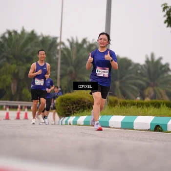 Runner Photo 7535024