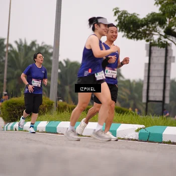Runner Photo 7535048