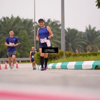 Runner Photo 7535062