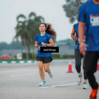 Runner Photo 7535065