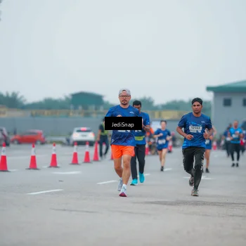 Runner Photo 7535100