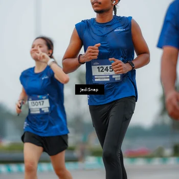 Runner Photo 7535101