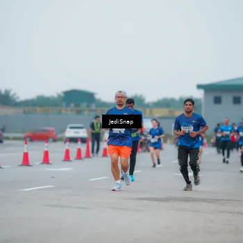 Runner Photo 7535103