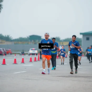 Runner Photo 7535104
