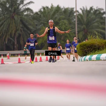 Runner Photo 7535110