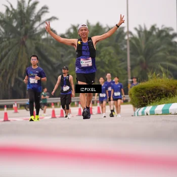 Runner Photo 7535115