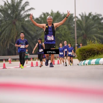 Runner Photo 7535117