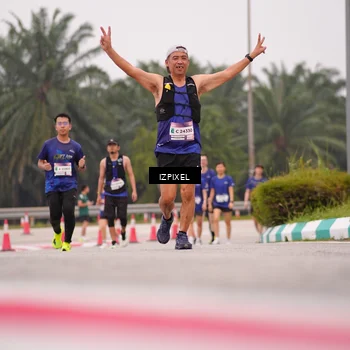 Runner Photo 7535119