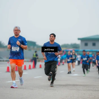 Runner Photo 7535126