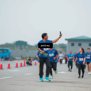 Runner Photo 7535141