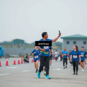 Runner Photo 7535154