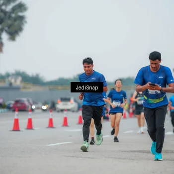 Runner Photo 7535165