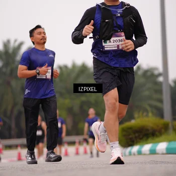 Runner Photo 7535196