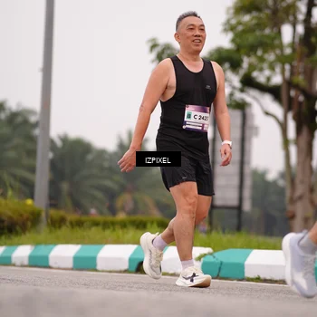 Runner Photo 7535240
