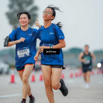 Runner Photo 7535242