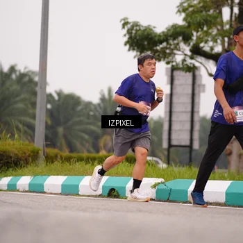 Runner Photo 7535265