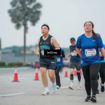 Runner Photo 7535273