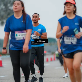 Runner Photo 7535299