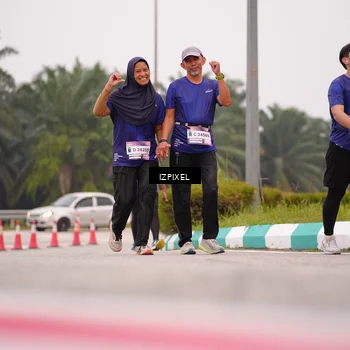 Runner Photo 7535301