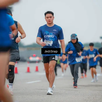 Runner Photo 7535318