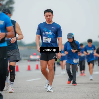 Runner Photo 7535320