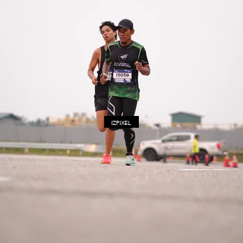 Runner Photo 7535341