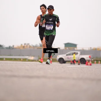 Runner Photo 7535342