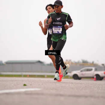 Runner Photo 7535345